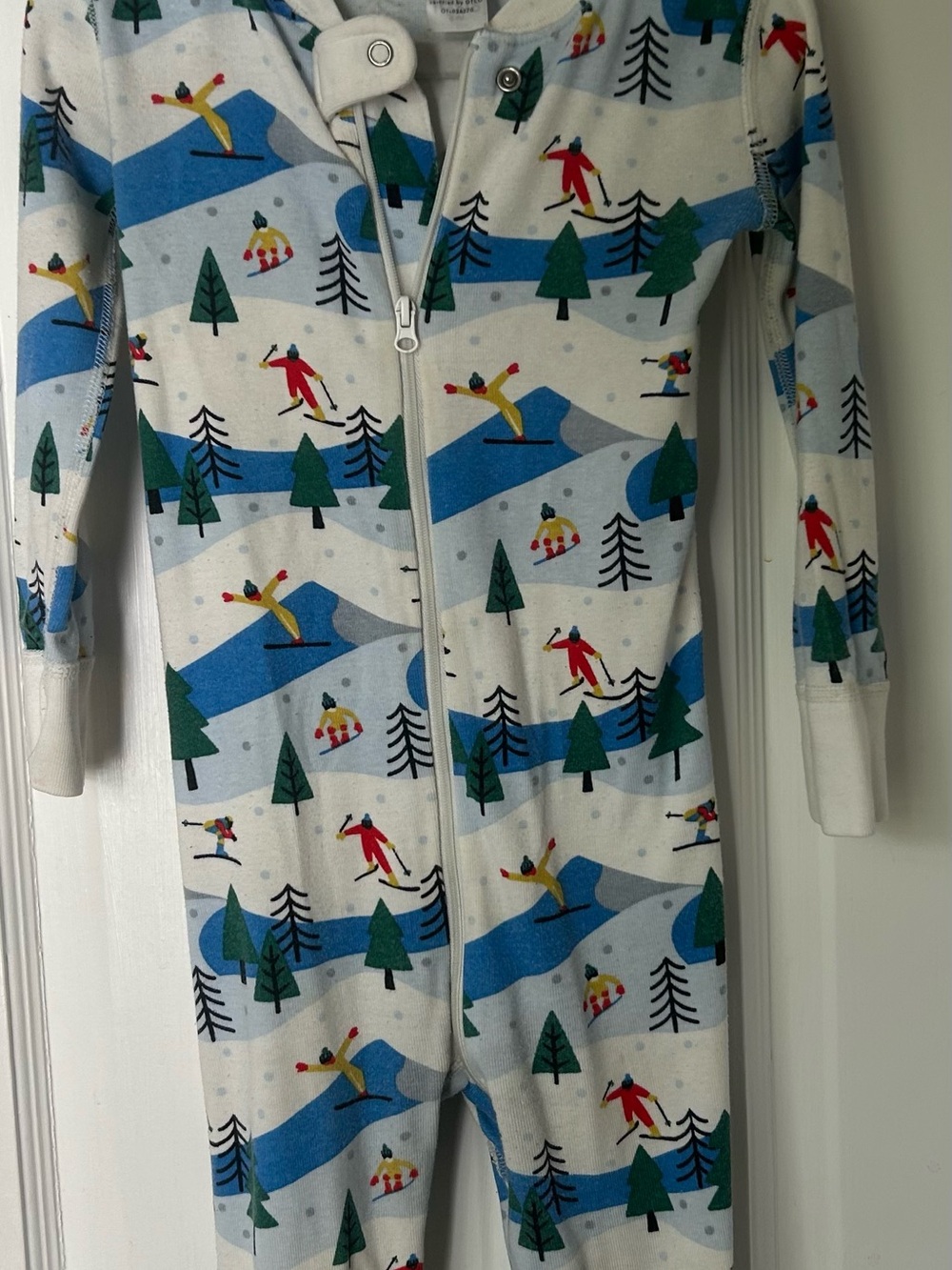 Hanna Andersson White Ski Print Zip-Front One-Piece Footie